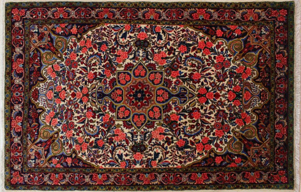 فرش دستباف بیجار اولین صنعت فرش بافی در ایران